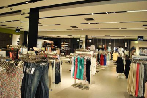 衡东商场里的店面怎么装修？