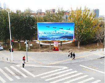 衡东户外大屏广告投放要点。